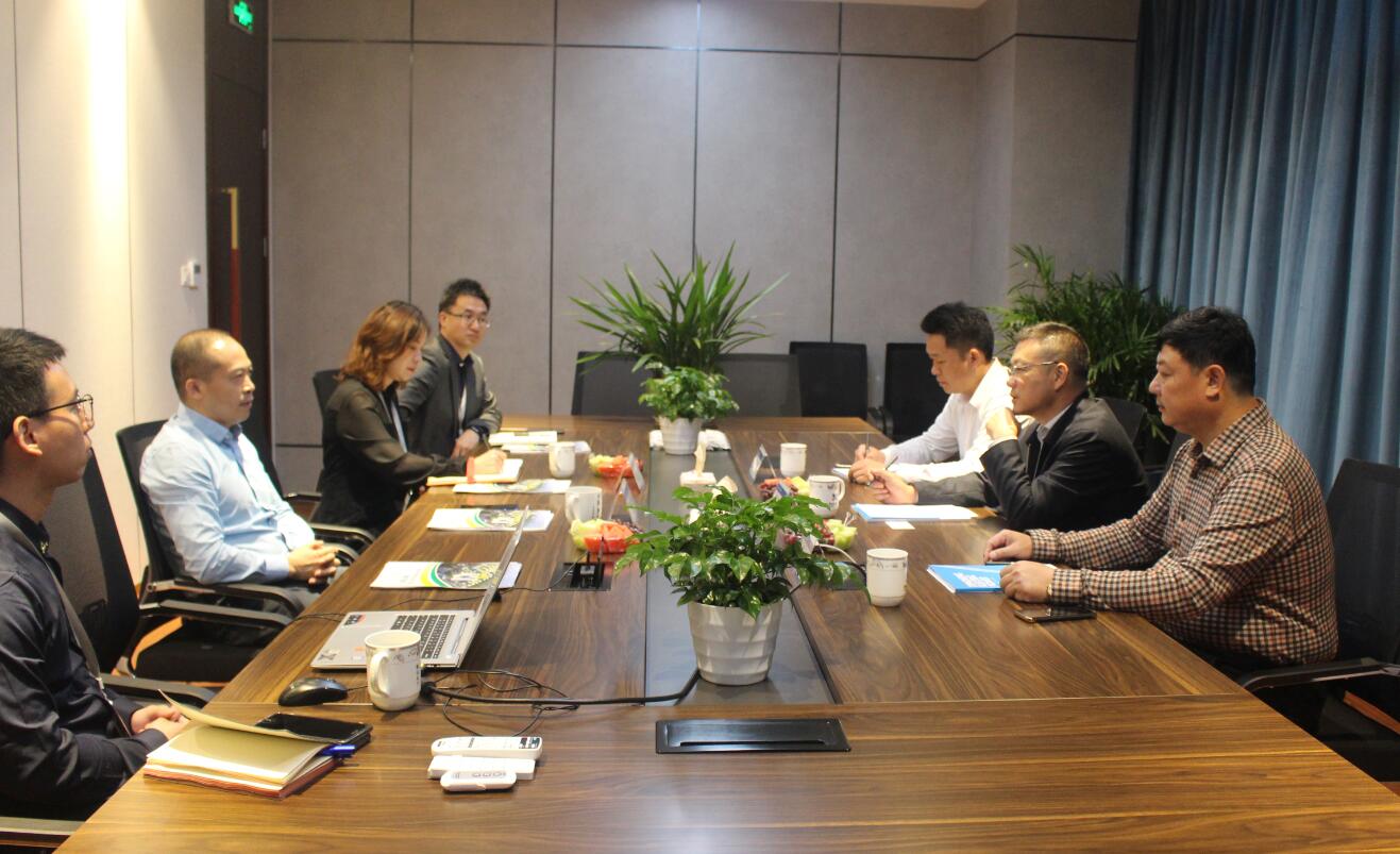 动态丨湘乡市委副书记、市长周俊文一行莅临开云手机登录界面总部考察交流